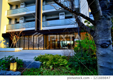 東京晴海旗和晴海綠路公園摩天大樓公寓的日落景觀 121889847