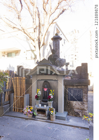 Jokanji Temple Shin Yoshiwara Soreito Pagoda 121889878