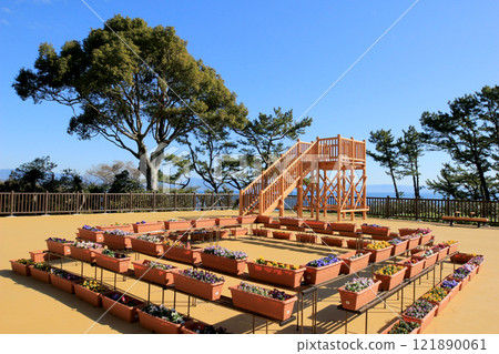 Scenery with an observation deck overlooking the sea Scenery with an observation deck overlooking the sea 121890061