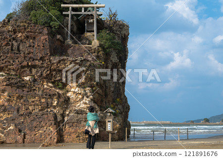 [Inasa Beach, people included] 121891676