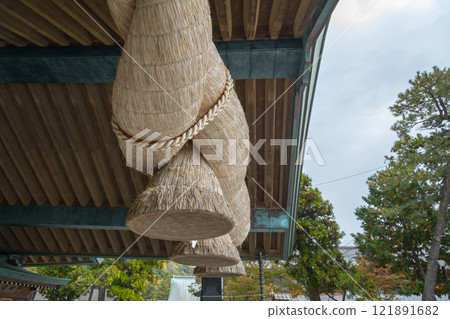 [Izumo Taisha Kaguraden] 121891682
