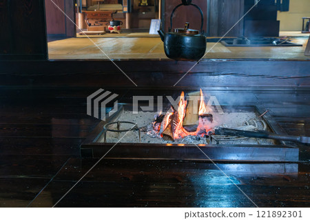 Hearth of old folk house 121892301