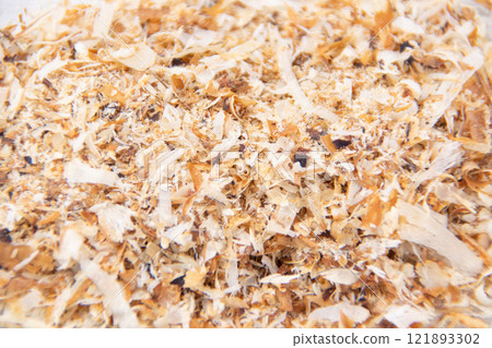 Sardine shavings 121893302