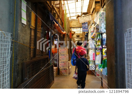 碧瑤市市場胡同 121894796