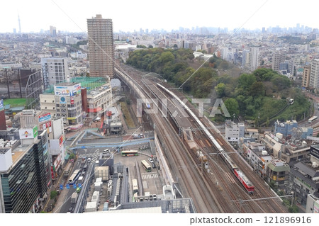 JR東日本的豪華臥舖快車，E26系列，仙后座，仙后座遊記4，由EF81電力機車牽引 121896916