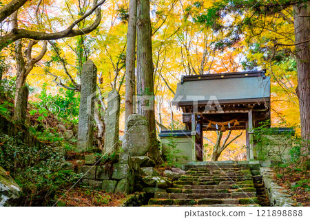 Autumn at Ryogoji Temple, Kunisaki City, Oita Prefecture Autumn at Ryogoji Temple, Kunisaki City, Oita Prefecture 121898888