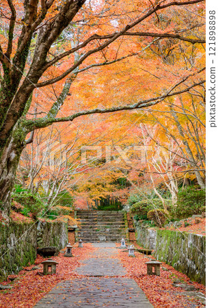 Autumn at Ryogoji Temple, Kunisaki City, Oita Prefecture Autumn at Ryogoji Temple, Kunisaki City, Oita Prefecture 121898898
