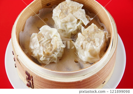 Shumai with scallops Shumai with scallops 121899098