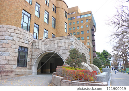 Scenery of Nihon-Odori street lined with old buildings in Yokohama, Kanagawa Prefecture 121900019