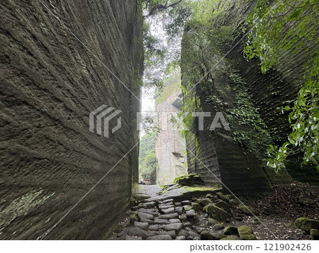 能古神山大佛牆大佛 121902426