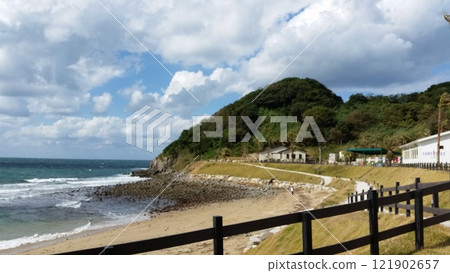 可以看到大海的公園 121902657