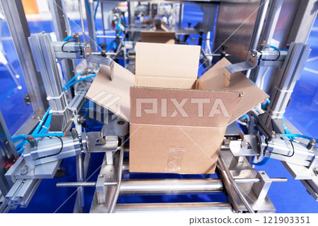 Automatic cardboard package box packaging machine Automatic cardboard package box packaging machine 121903351
