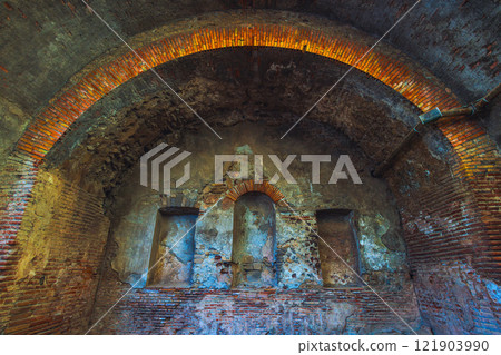 Ancient ruins of Pompei city, Naples, Italy. Room of Pompeii thermal bath. Ancient ruins of Pompei city, Naples, Italy. Room of Pompeii thermal bath. 121903990