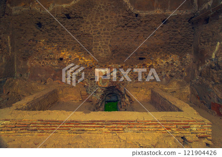 Ancient ruins of Pompei city, Naples, Italy. Floor structure construction of Pompeii thermal bath. 121904426