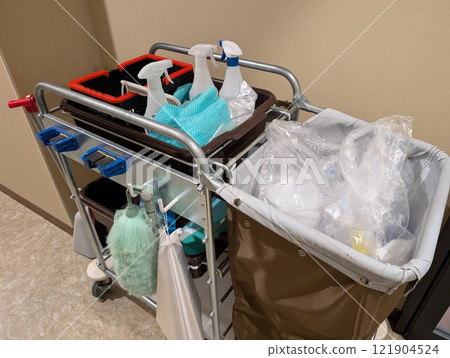 Cleaning tool 121904524