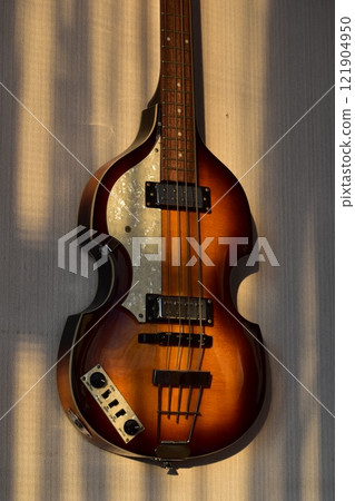 The Hofner violin bass used by Beatles' Paul McCartney 121904950