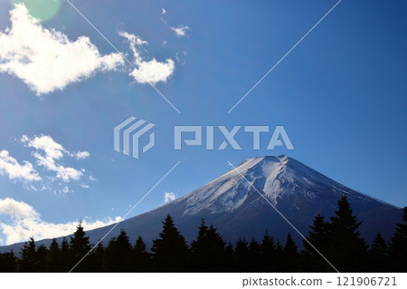 Mt. Fuji on New Year's Day Mt. Fuji on New Year's Day 121906721