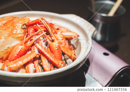 冬味螃蟹火鍋【圖片合作：海鮮居酒屋Uoroko】 121907356