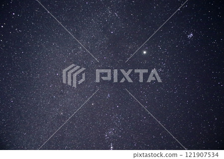 Starry sky seen from Mt.Fuji 121907534