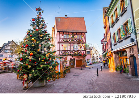 Christmas in Colmar, France Christmas in Colmar, France 121907930