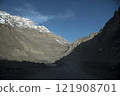 Beautiful view of Spiti valley arid landscape enroute Kaza, Himachal Pradesh, India. 121908701