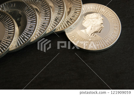 Australian commemorative pure silver investment coin 1 dollar Elizabeth II 1952-2022. Australian commemorative pure silver investment coin 1 dollar Elizabeth II 1952-2022. 121909059