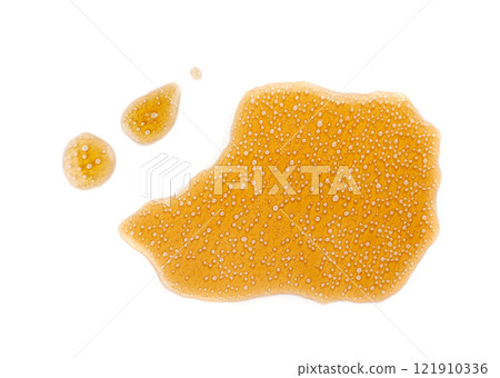 Spilled soda isolated, soft drink puddle, liquid stain, beer splatter, brown sparkling water with bubbles 121910336
