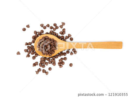 Chocolate Chips Isolated, Scattered Chocolate Sprinkles, Decorative Cocoa Drops, Cookie Decoration Ingredient 121910355