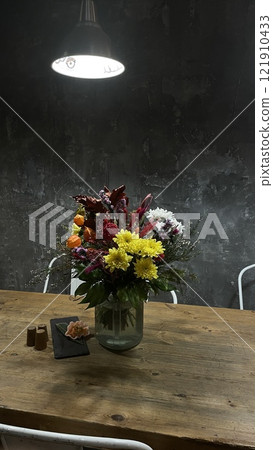 A Charming Floral Arrangement Perfectly Set in a Beautiful Modern Living Environment 121910433