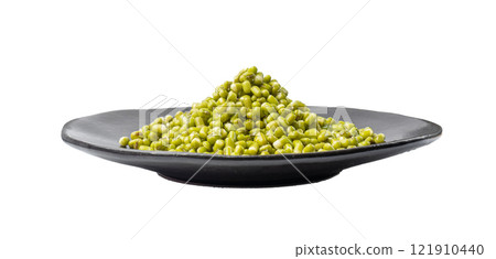 Soaked Mung Beans, Wet Vigna Radiata Seeds Pile, Macro Photo of Green Gram in Water 121910440