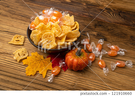 Ghost Chips, Halloween Snack, Funny Fastfood, Spooky Potato Chips Ghost Chips, Halloween Snack, Funny Fastfood, Spooky Potato Chips 121910660