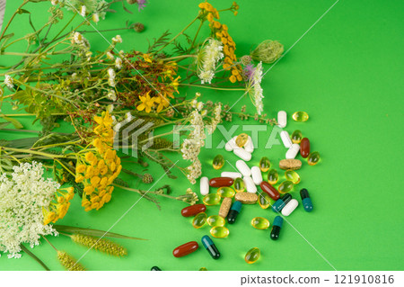 Herbal Pills, Nature Medicine Supplements, Plant Capsules, Vitamin Mineral Medicine, Healthy Drugs, Herbal Pills, Nature Medicine Supplements, Plant Capsules, Vitamin Mineral Medicine, Healthy Drugs, 121910816