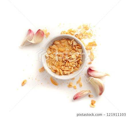 Dry Garlic Slices, Crispy Fried Cloves Pile Closeup, Roasted Grilled Garlic Flakes, Clove Chip Group Dry Garlic Slices, Crispy Fried Cloves Pile Closeup, Roasted Grilled Garlic Flakes, Clove Chip Group 121911103