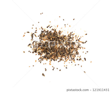 Cardamom Seeds Isolated, Dry Cardamon Cardamom Pods on White Background 121911431