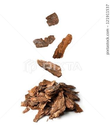 Heap of Pine Tree Bark Chip Isolated 121911537