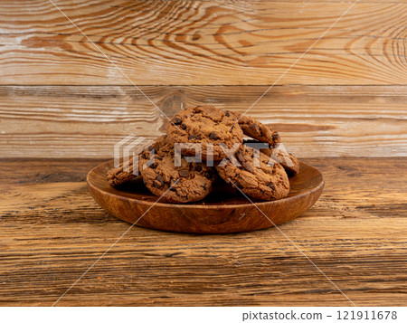 Chocolate chips cookies , American biscuits, cocoa confectionery cake, sweet morsels bakery 121911678