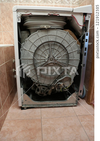 Repair of automatic washing machine 121912385