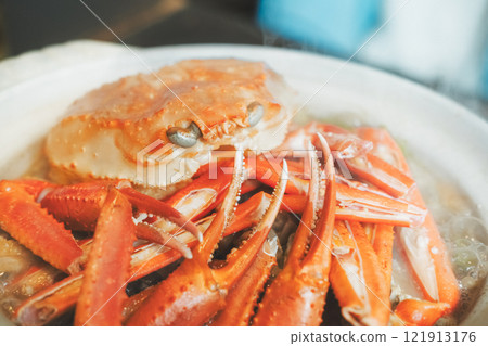 冬味螃蟹火鍋【圖片合作:海鮮居酒屋Uoroko】 冬味螃蟹火鍋【圖片合作:海鮮居酒屋Uoroko】 121913176