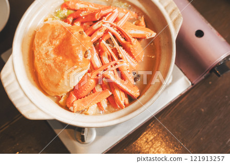 冬味螃蟹火鍋【圖片合作:海鮮居酒屋Uoroko】 冬味螃蟹火鍋【圖片合作:海鮮居酒屋Uoroko】 121913257