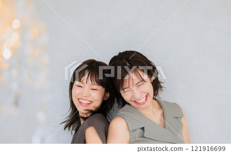 A woman with a smile 121916699