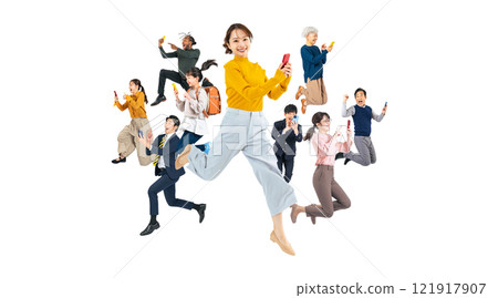 各代人在使用智慧型手機時跳躍 - 手工精確裁剪的透明背景全身照片 PNG 各代人在使用智慧型手機時跳躍 - 手工精確裁剪的透明背景全身照片 PNG 121917907