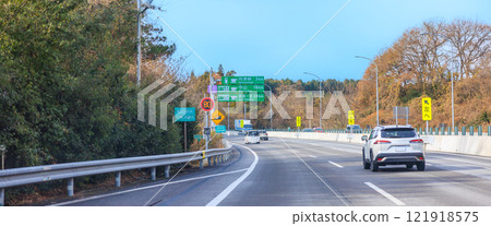 Chuo Expressway: Gifu Prefecture 121918575