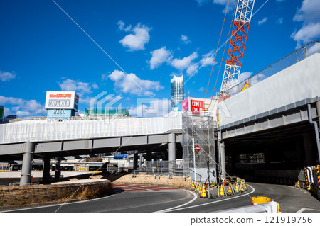東京再開發新宿站西口迴轉及起重機施工 2024.12 a-1 東京再開發新宿站西口迴轉及起重機施工 2024.12 a-1 121919756