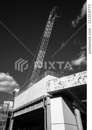 東京重建新宿站西口旋轉和起重機在建2024.12 c-6單色 121919773