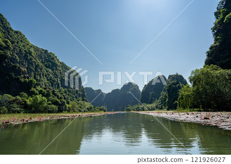 World Heritage Site: Vietnam's Landscape-related Heritage Site: Tam Coc 121926027