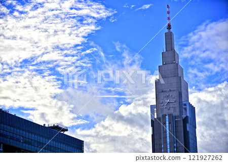 [Tokyo] Yoyogi Tower as seen from Shinjuku 121927262