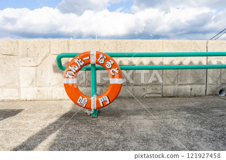 Floating equipment on the Naruto Strait tide observation boat Wonder Naruto Floating equipment on the Naruto Strait tide observation boat Wonder Naruto 121927458
