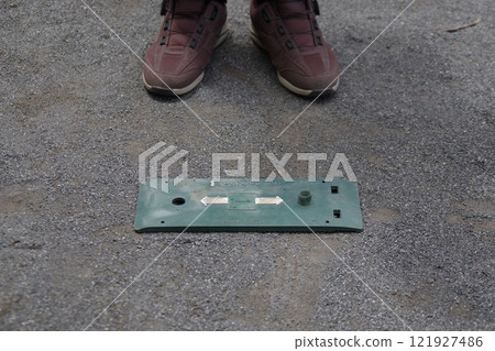 Ground golf starting mats believed to have originated in Tomari Village (Tottori Prefecture) 121927486