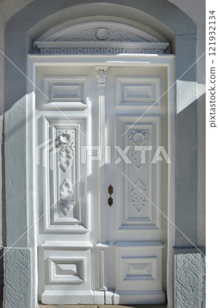 White wooden doors 121932134