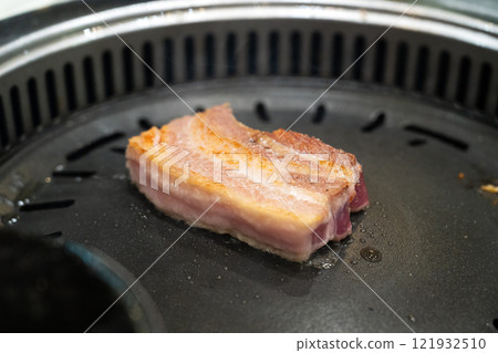 豬肉 燒烤 烤肉 食物 料理 餐廳 돼지 Grilled pork BBQ 豚肉 焼肉 121932510